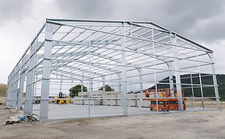 Central Steel Framing - Smoking Joe’s Honey 650sqm (6997sqft) shed installed in one day