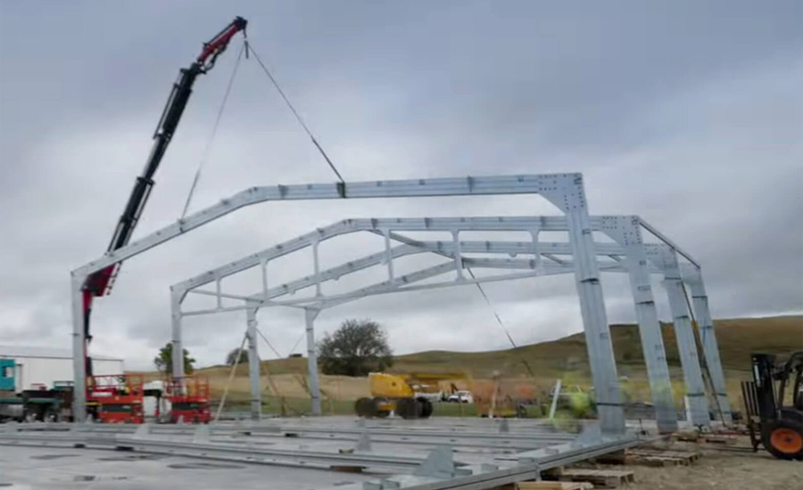 Central Steel Framing - Smoking Joe’s Honey 650sqm (6997sqft) shed installed in one day