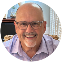Tom Reed_Clear Circle_200px.png