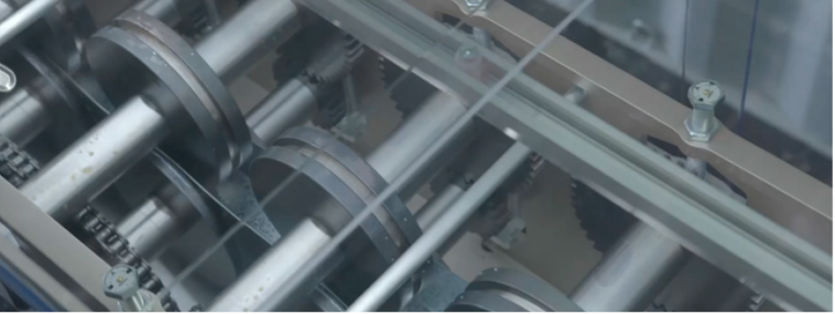 inside a howick roll forimg machine